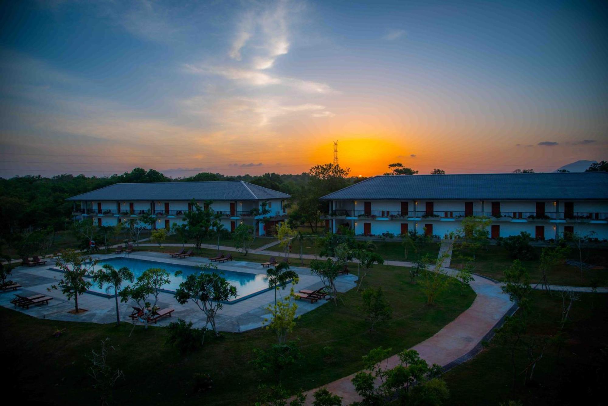 Sungreen Resort Habarana Exterior photo